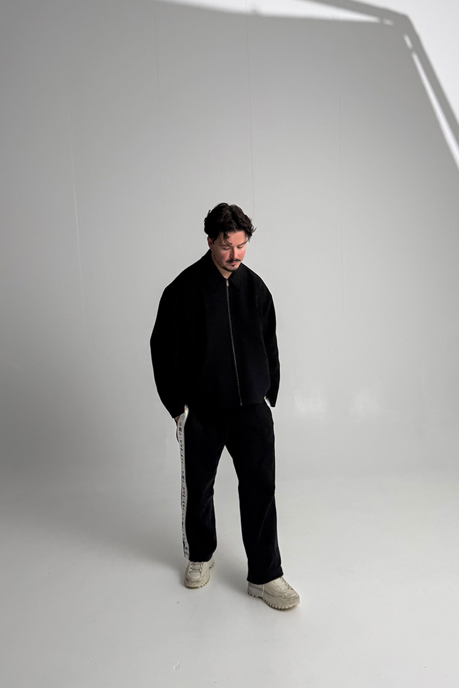 AVAION - Global Fame, New Music & Signature Sound