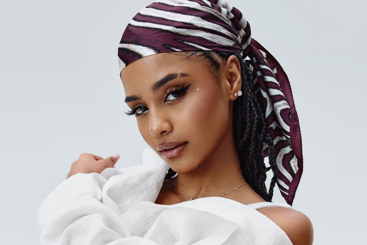 Top 10 Female Artists