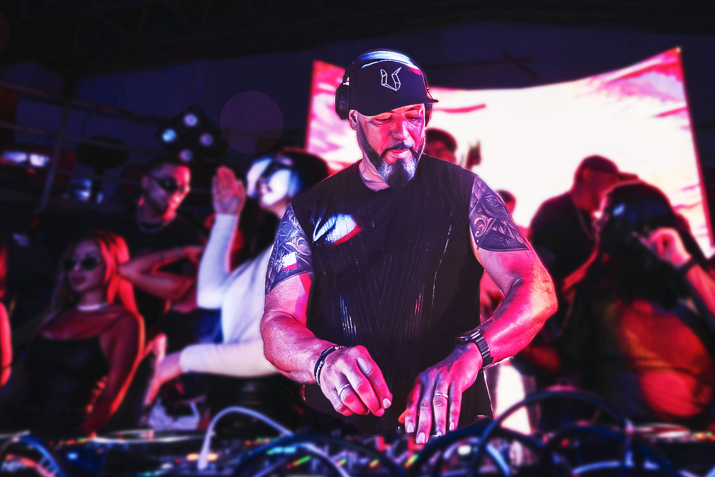 Roger Sanchez