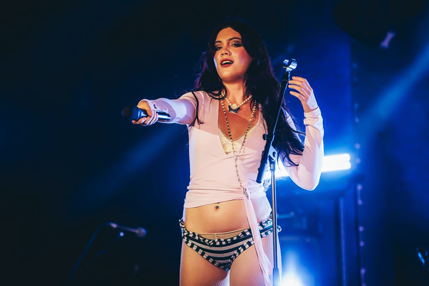 Alessi Rose - Top 10 Emerging Female Artists