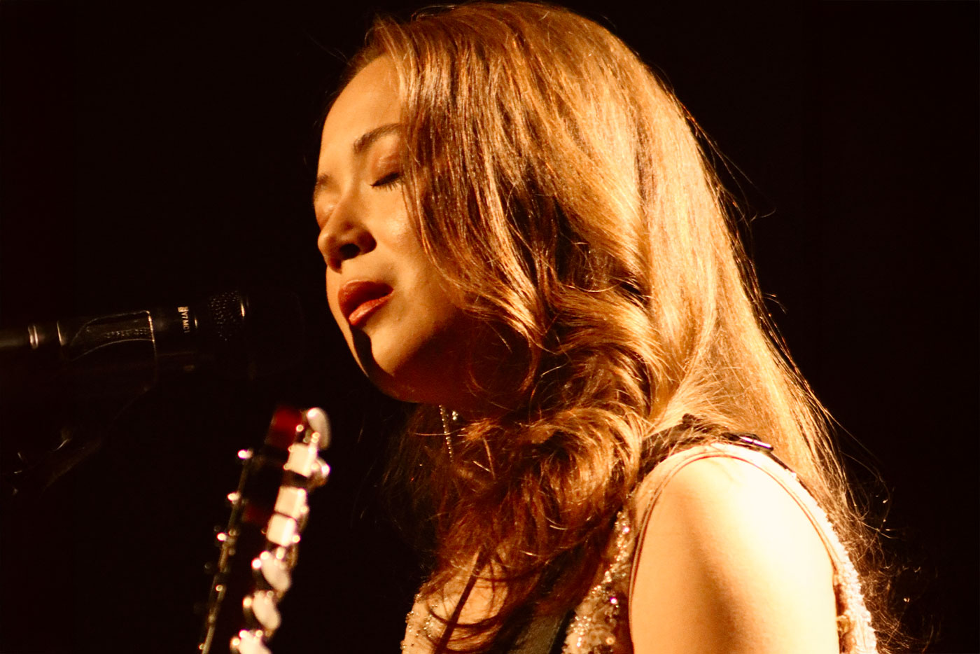 Laufey - Top 10 Emerging Female Artists