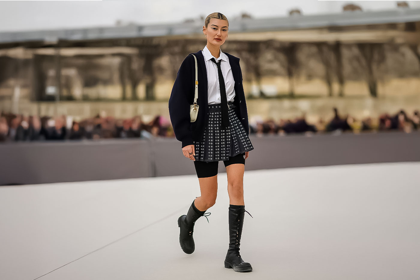 Top 10 Female fashion Trends 2025