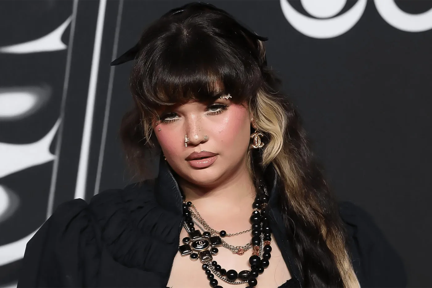 Top 10 female artists 2026